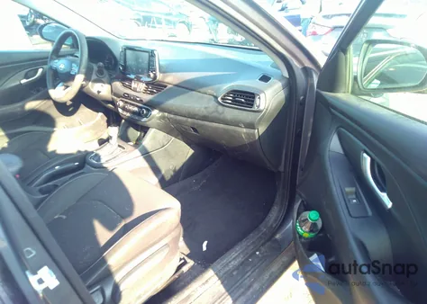 2018 Hyundai Elantra Gt z USA, uszkodzony, nr VIN KMHH35LE1JU075424